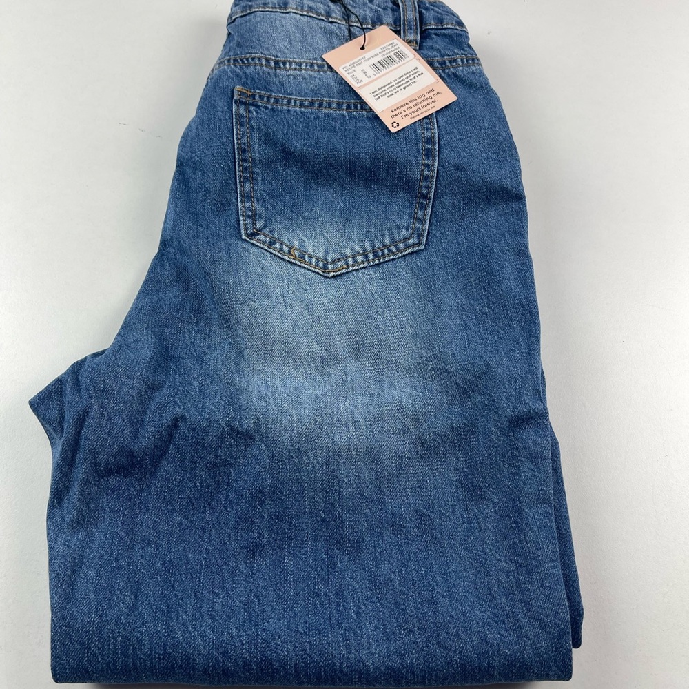 Missguided Petite Riot High Rise Ripped Jean - Picture 7 of 8